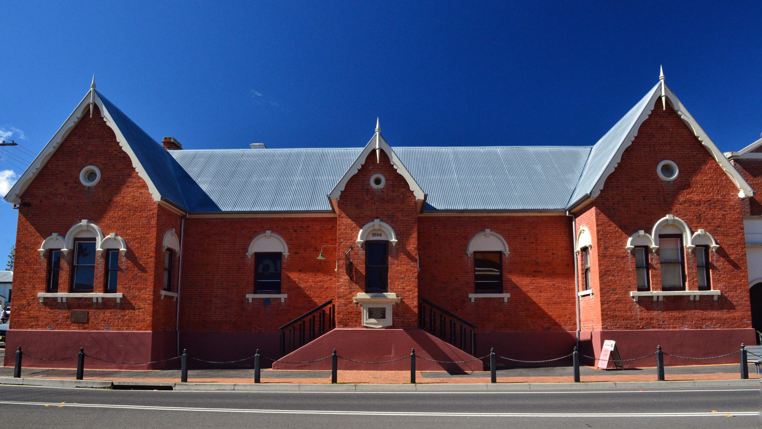 Sir Henry Parkes Memorial School of Arts
